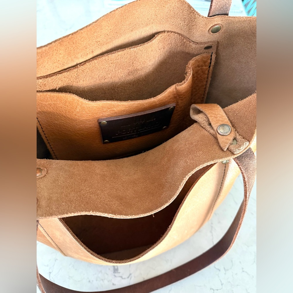 Portland Leather Tote Bag Medium Classic - Picture 5 of 7